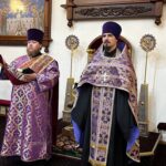 20 апреля, Преосвященнейший епископ Игнатий совершил всенощное бдение в Крестовоздвиженском кафедральном соборе г. Лесосибирска.